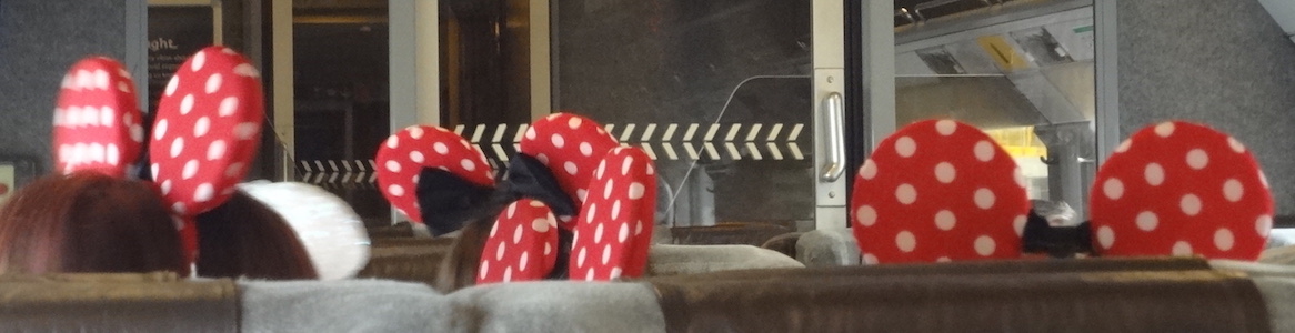 20150508_Eurostar-5GirlsToDisneylandParis-2.jpg